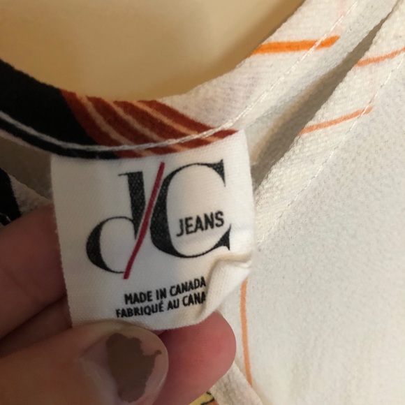 Flowery Short Sleeved Blouse - Picture 2 of 3